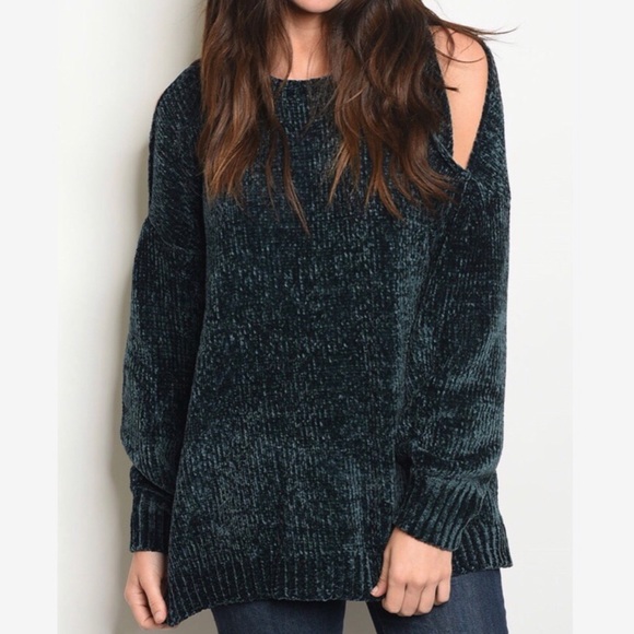 ❄️CREAM CHENILLE COLD SHOULDER SWEATER - Picture 7 of 13